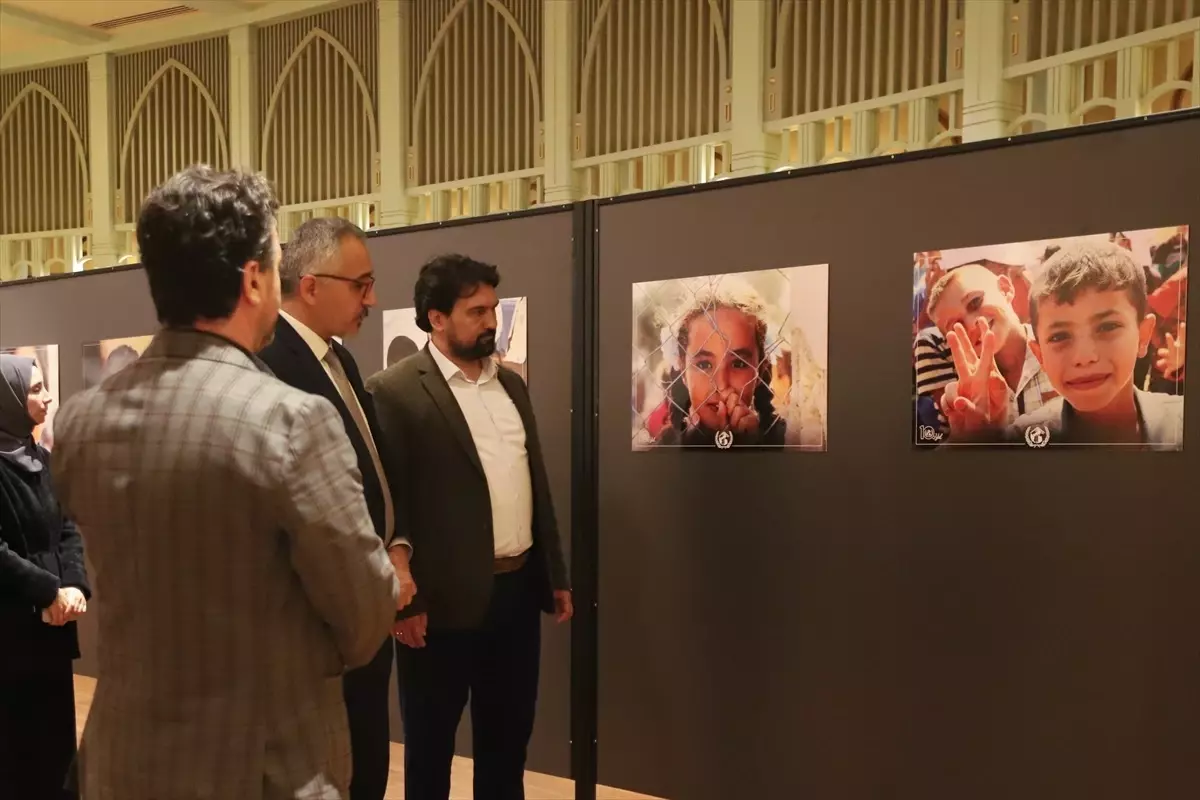 Taksim’de Dünya Çocuk Hakları Günü Sergisi